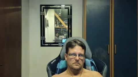 salichris online show from July 25, 7:54 pm
