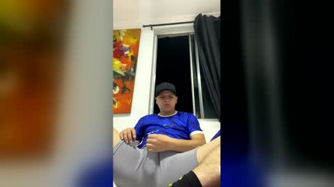 sam544469 online show from May 20, 4:41 am