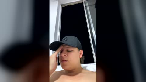 sam544469 online show from May 27, 5:15 am