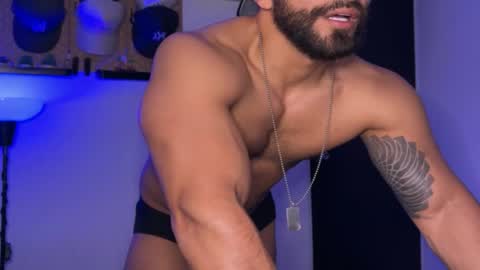 Sam Dornan online show from May 16, 2:53 am