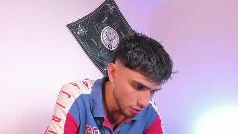 samevansx online show from May 6, 4:18 pm