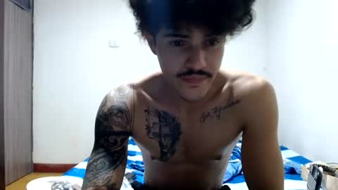 sammy model independiente online show from June 12, 6:33 am