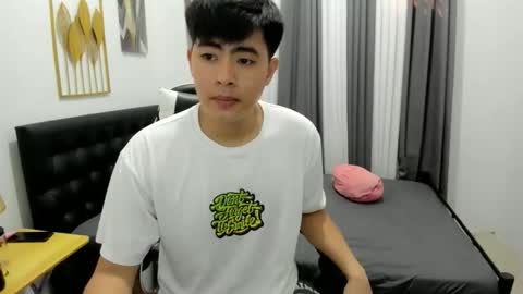 Sam online show from May 9, 7:42 am