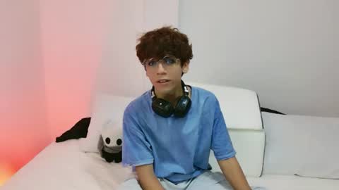 Sammy online show from July 20, 3:02 am