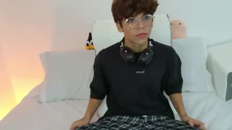 Sammy online show from July 15, 3:02 am