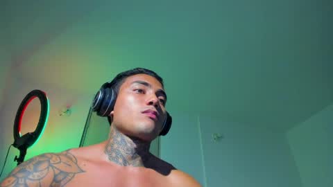 Santi Ferrer online show from April 26, 1:36 am