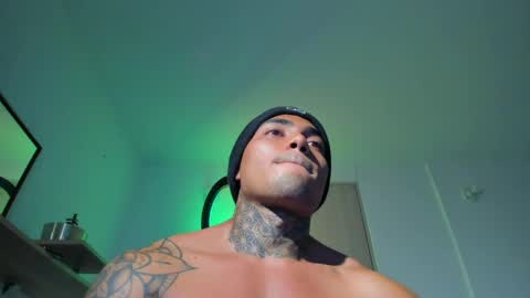 Santi Ferrer online show from April 27, 1:46 am