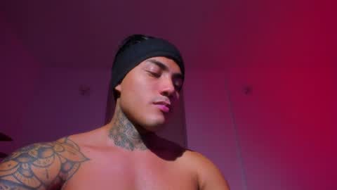 Santi Ferrer online show from June 25, 4:04 am