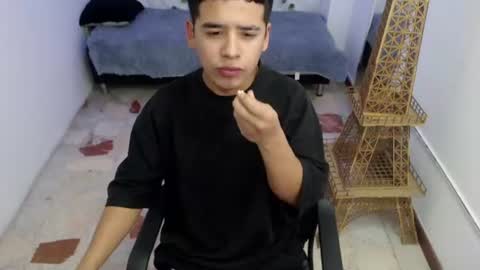 Santiago online show from July 5, 4:41 am
