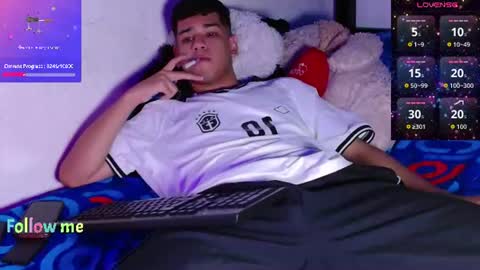 santi online show from June 28, 8:48 pm
