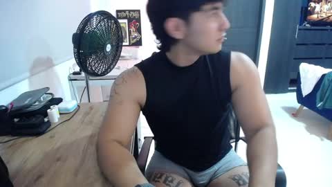 santii_jr online show from April 23, 10:23 pm