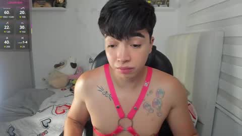 Mr. Santiago online show from May 17, 2:02 pm