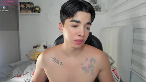 Mr. Santiago online show from May 5, 1:35 pm
