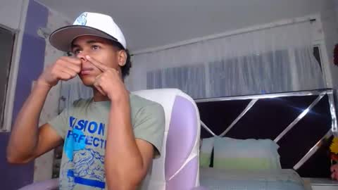 santy online show from April 20, 2:41 pm