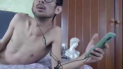 sasuke_bigcock online show from June 25, 1:49 pm