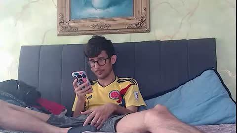 sasuke_bigcock online show from June 22, 1:15 pm
