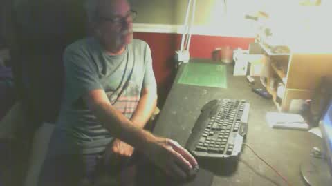 scotsman_62 online show from May 8, 8:04 am