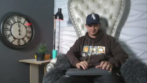 scott_stark online show from July 10, 5:00 am