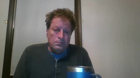 scottpbi52 online show from May 16, 5:16 am