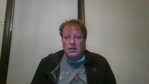 scottpbi52 online show from May 4, 1:51 am