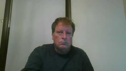 scottpbi52 online show from May 6, 1:06 am