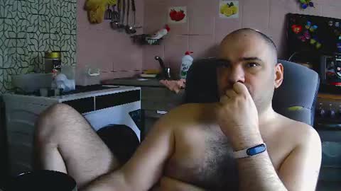 scuban87 online show from June 13, 11:52 am