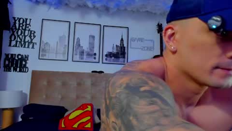 Sean Carrera online show from May 24, 1:55 am