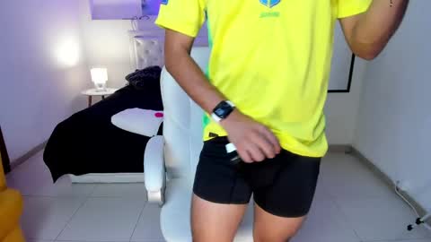 Sean online show from April 29, 6:58 pm