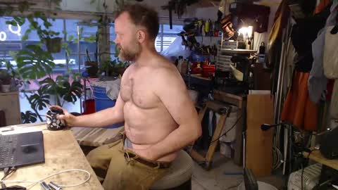 Seattlemanwhore online show from May 6, 2:39 pm