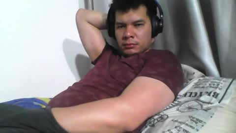 seb5759 online show from May 8, 7:53 am