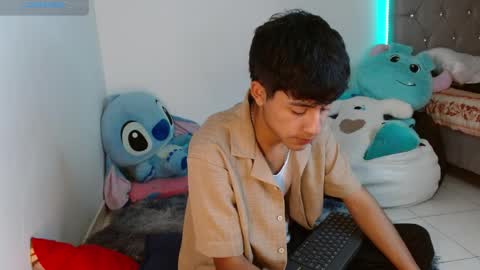 sebas_fire4 online show from April 2, 1:58 am