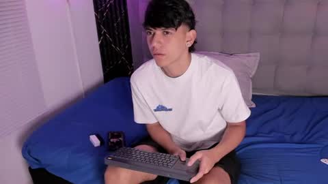 sebas_pretty7 online show from July 16, 12:45 pm