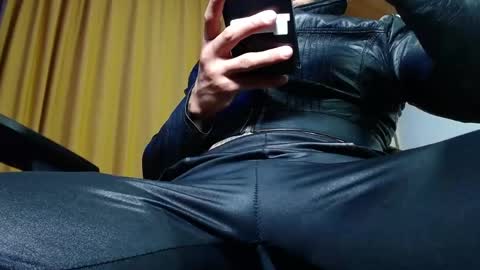 Sebastian online show from May 29, 4:55 am
