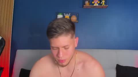 sebastian INDEPENDENT MODEL online show from August 4, 10:03 pm