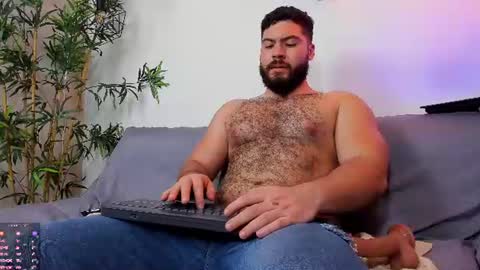 Instagram jeanpaulfit  online show from July 30, 11:04 pm