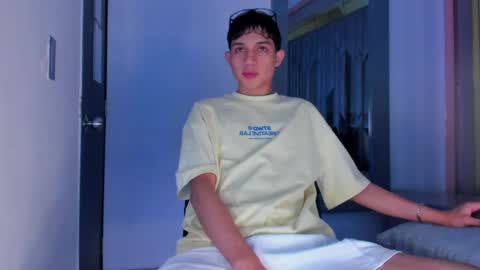 Sebastian online show from May 20, 9:21 pm