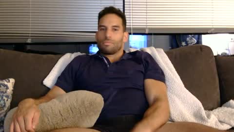 Sebastian Royce online show from July 10, 6:39 am