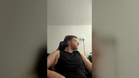 selfmademax579471 online show from July 15, 6:03 pm