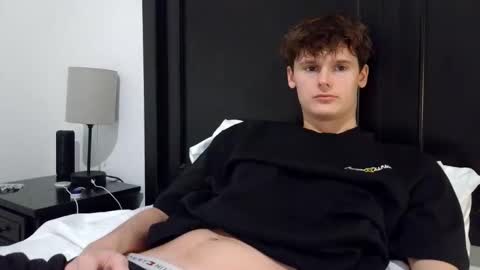 Cam online show from May 1, 4:16 am