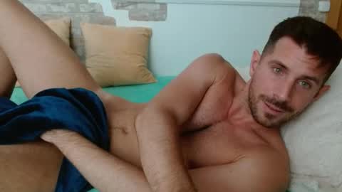 serafino94 online show from May 15, 9:06 am