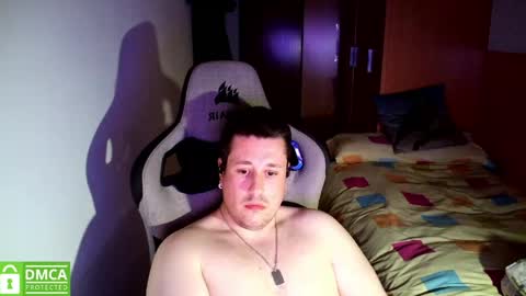 Pollos online show from May 16, 8:40 pm