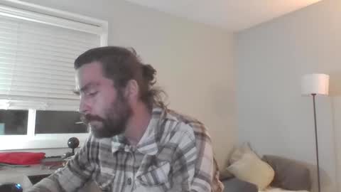 seti_v online show from May 12, 2:42 am