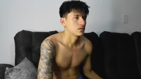 sex love sweat online show from July 8, 4:38 am