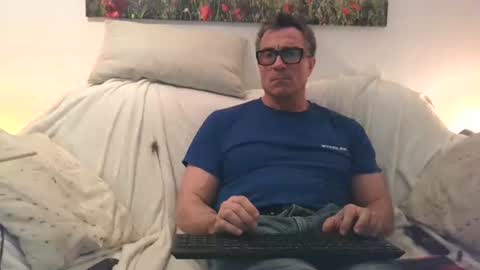 Sexurbation online show from May 12, 8:28 pm