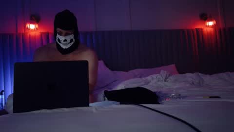 Possum online show from June 10, 7:32 am