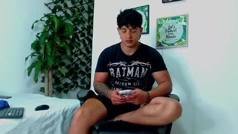 sexytommy_ online show from May 9, 2:40 pm