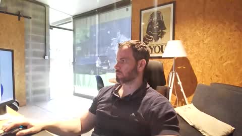 shad0w_hunter online show from May 6, 2:39 pm