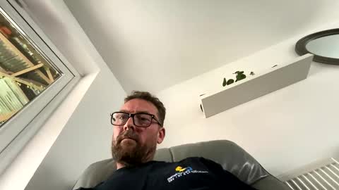 Sharksboy online show from May 7, 4:18 pm