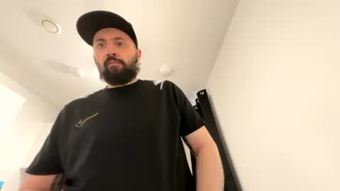 Shady online show from August 3, 7:09 pm