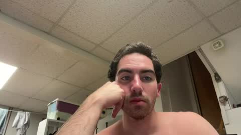 shirtlesshunk15 online show from June 23, 8:41 am